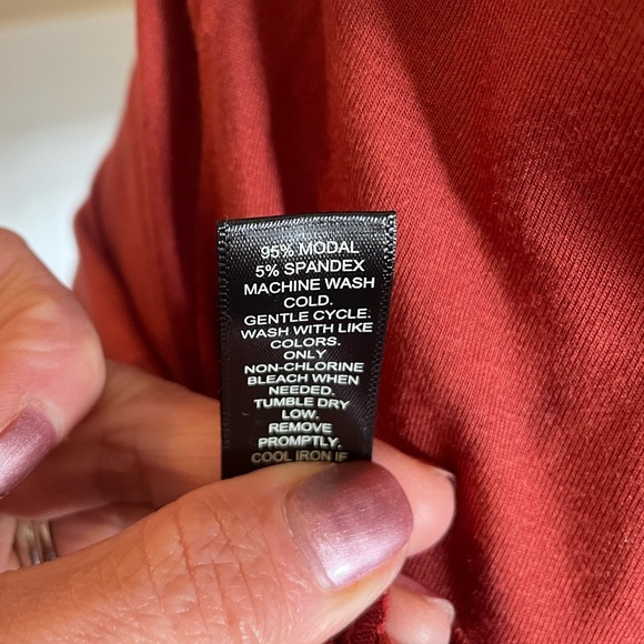 Versona 2 in 1 Tank - New, Size Large - Picture 3 of 5